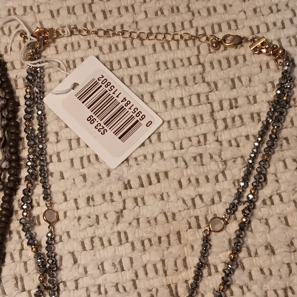 NEW gray / silver tones multi-layer lot of 2 necklaces & pair of earrings - Picture 7 of 14